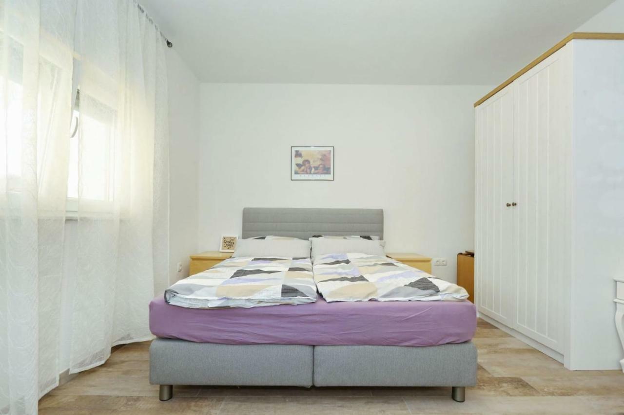 Appartamento Malu Vir Esterno foto