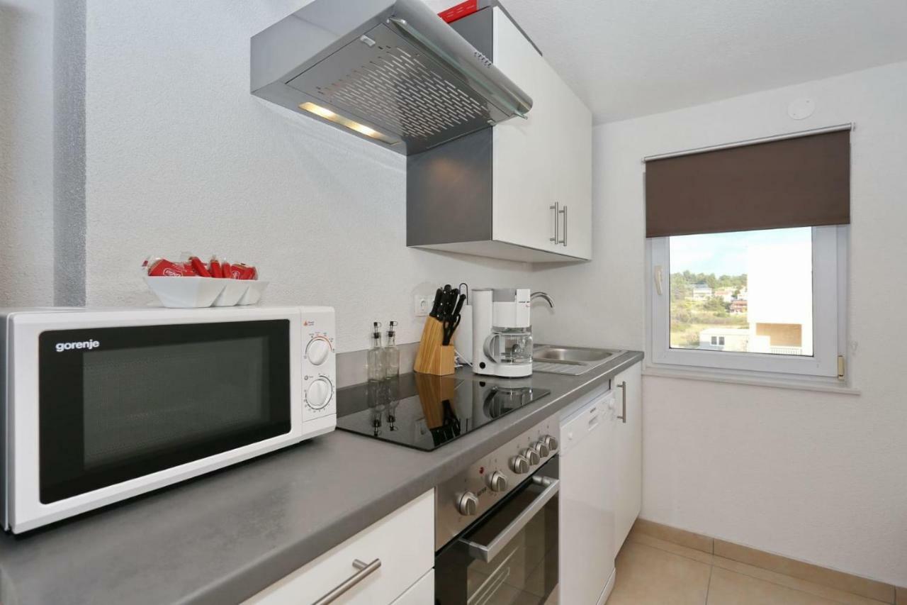 Appartamento Malu Vir Esterno foto